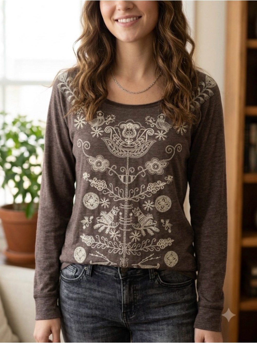 Johnny Was LA Women’s Long Sleeve Brown Embroidered Scoop Neck Top size Med